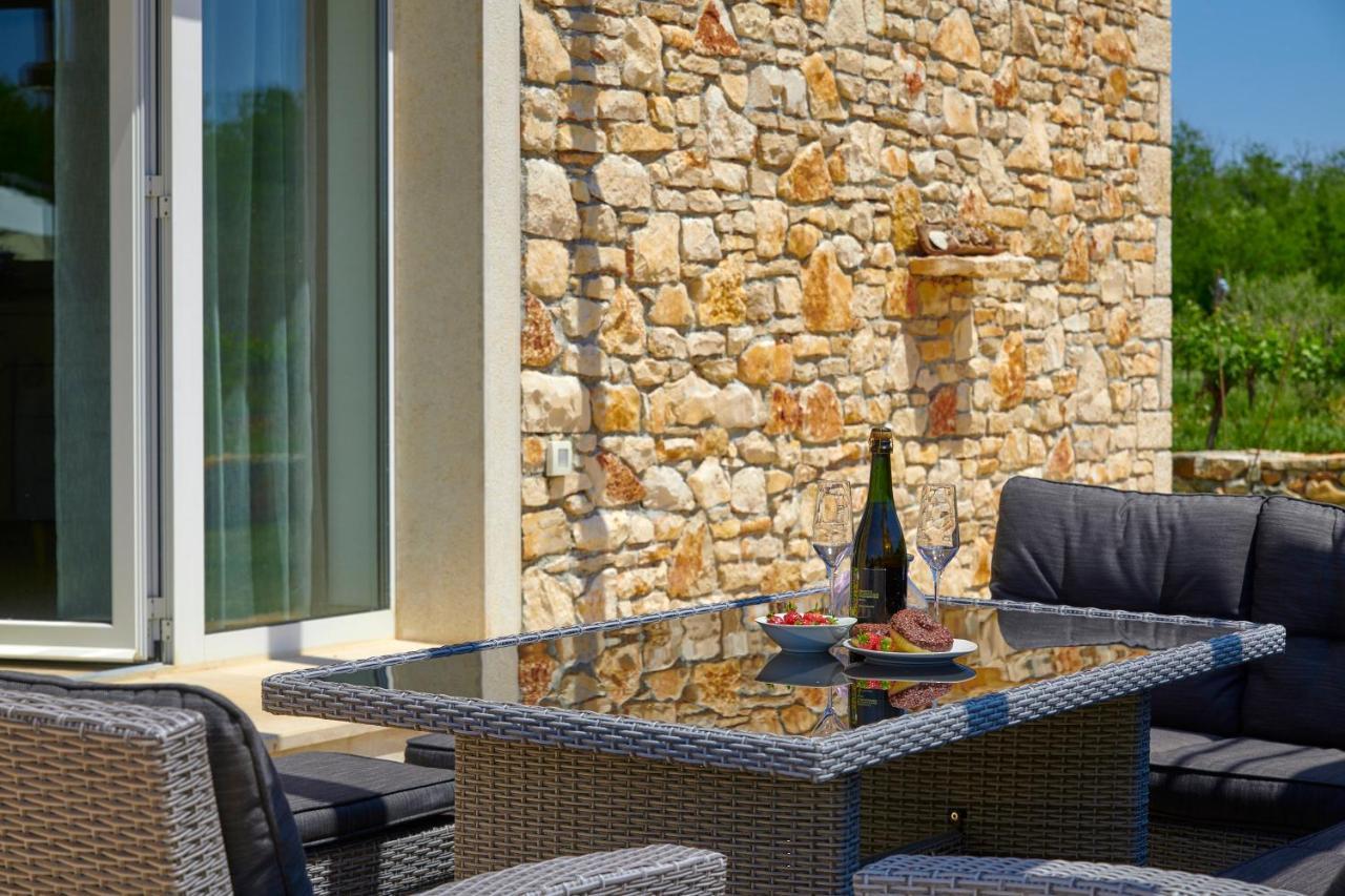 Relax House Surrounded By Olives And Vineyard Villa Stifanici Ngoại thất bức ảnh