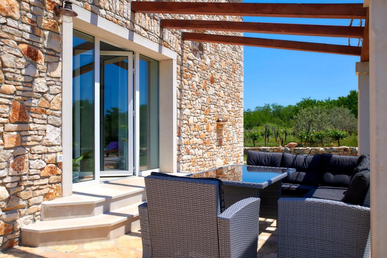 Relax House Surrounded By Olives And Vineyard Villa Stifanici Ngoại thất bức ảnh