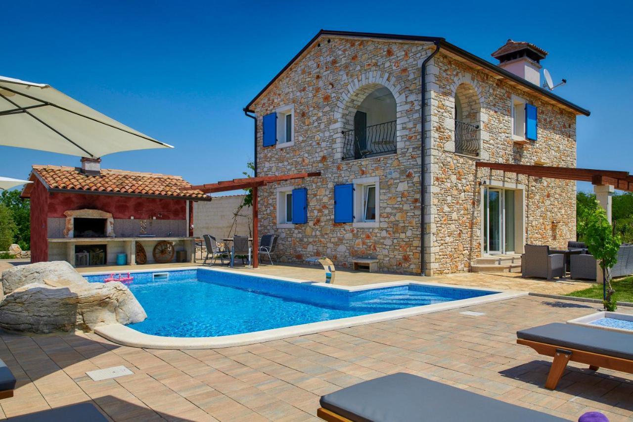 Relax House Surrounded By Olives And Vineyard Villa Stifanici Ngoại thất bức ảnh